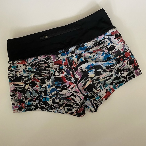 Lululemon Run Times Short II- Culture Clash - Picture 4 of 4